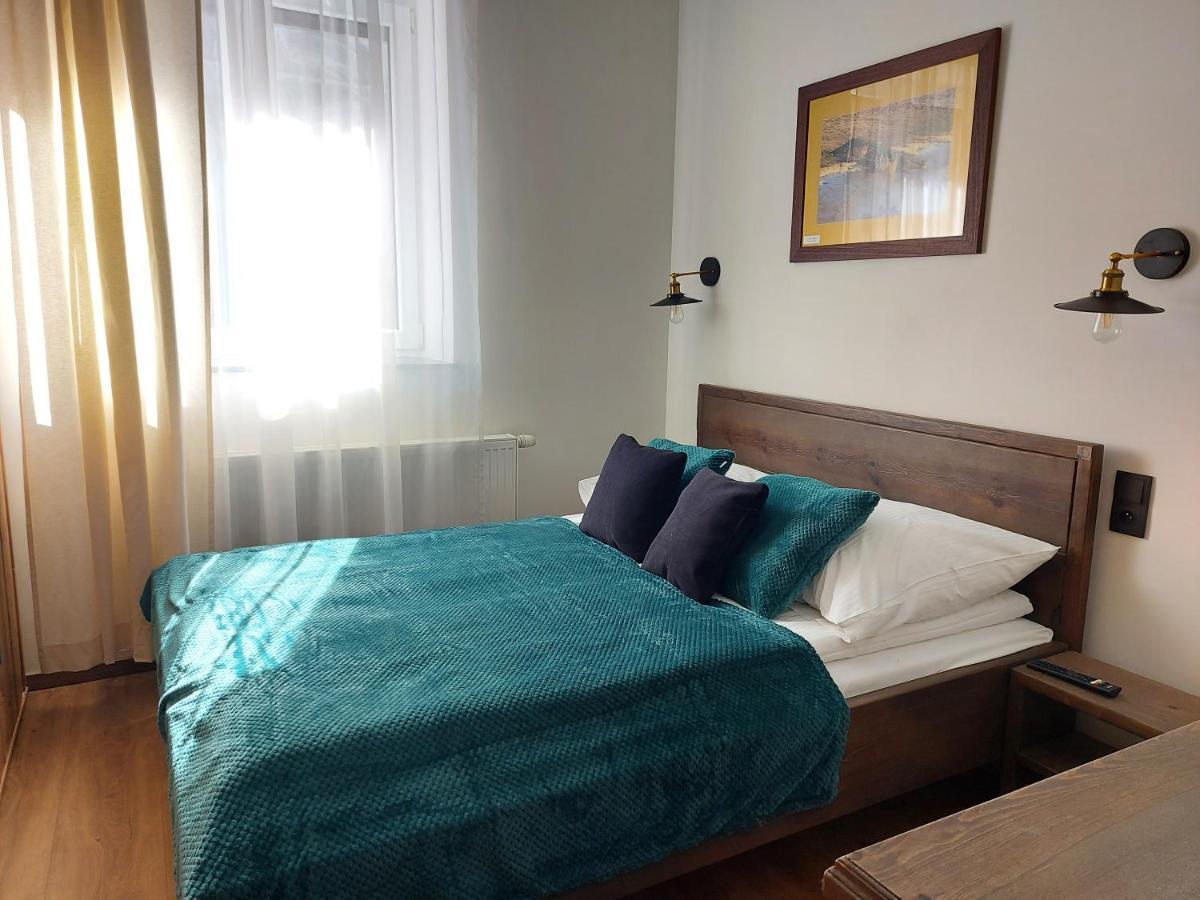 4 Strony Swiata Pokoje I Apartamenty Dzwirzyno Exterior photo